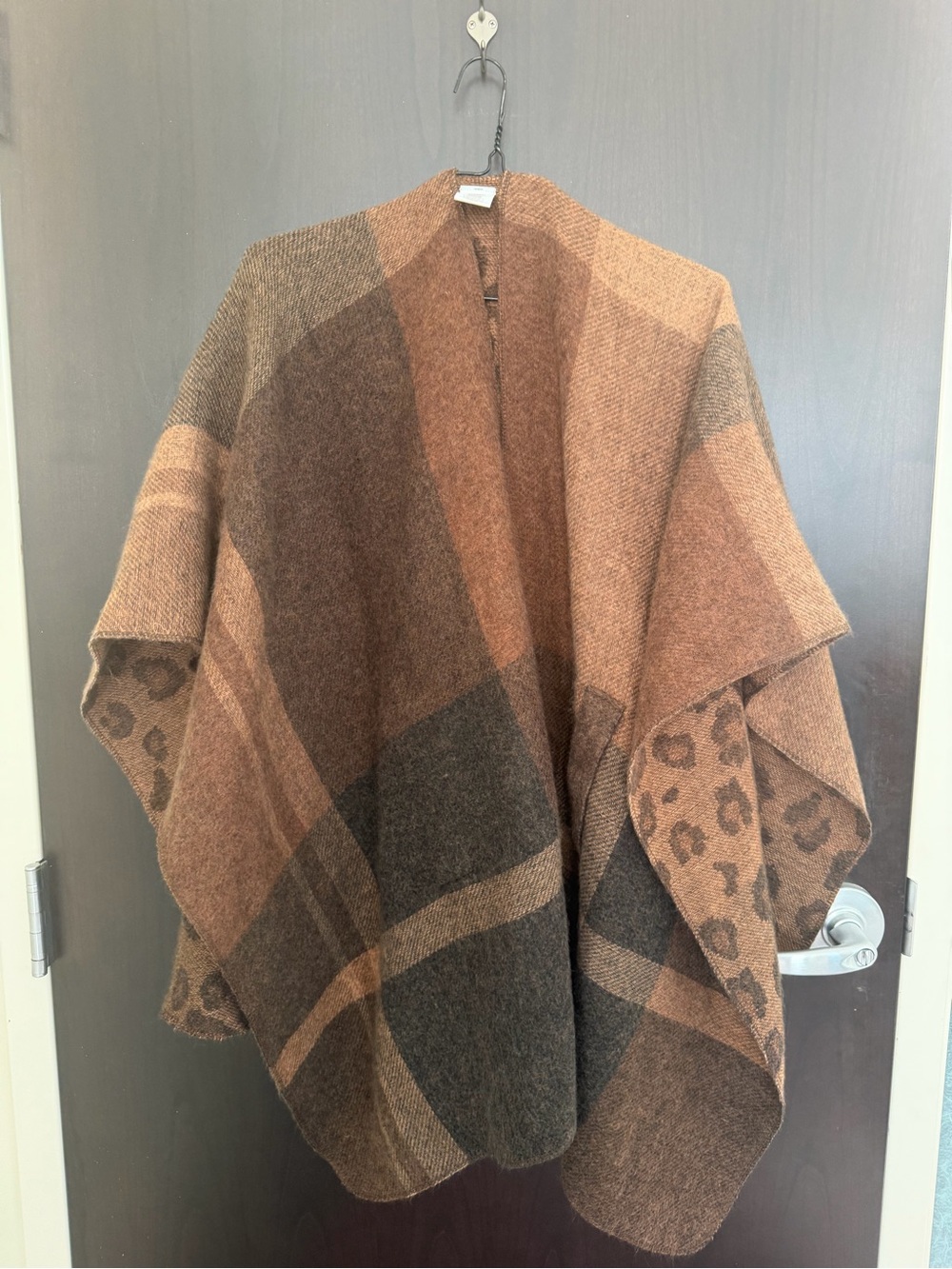 WoolRich Women’s One Size Plaid & Leopard Reversible Shawl Poncho Soft